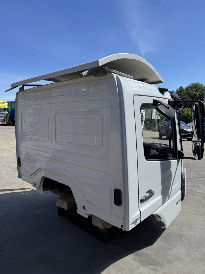 Mercedes Atego III - תא: תמונה 4 Mercedes Atego III - תא: תמונה 4
