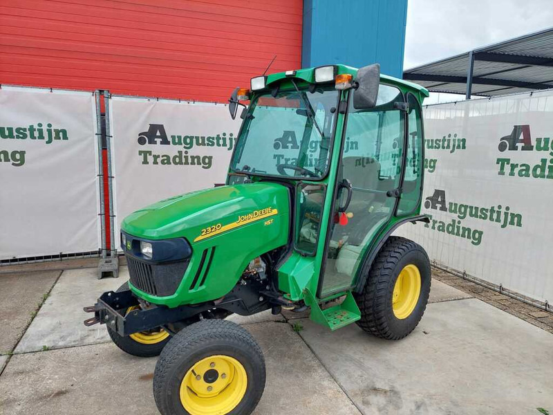 John Deere 2320 - טרקטור קומפקטי: תמונה 1 John Deere 2320 - טרקטור קומפקטי: תמונה 1