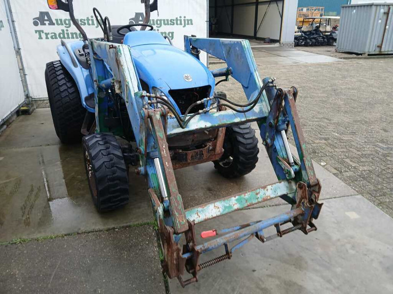 New Holland TC 40 - טרקטור חקלאי: תמונה 4 New Holland TC 40 - טרקטור חקלאי: תמונה 4