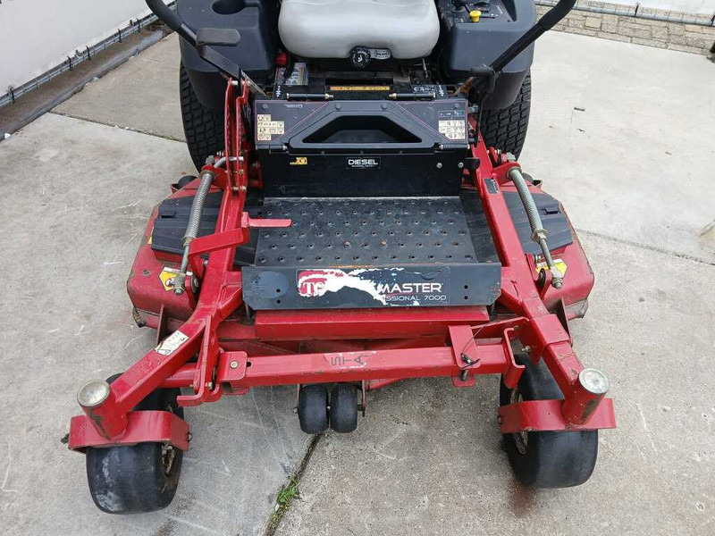 Toro Z master 7200 - מכסחת גינה: תמונה 4 Toro Z master 7200 - מכסחת גינה: תמונה 4