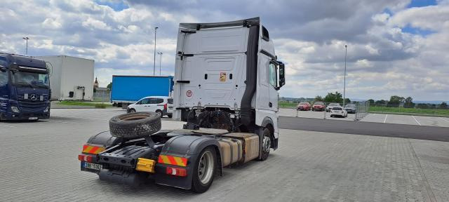 Mercedes-Benz Actros 1848 LS nRL - יחידת טרקטור: תמונה 2 Mercedes-Benz Actros 1848 LS nRL - יחידת טרקטור: תמונה 2