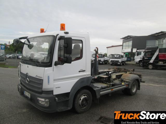 Mercedes-Benz Atego 916 - משאית הרמת וו: תמונה 1 Mercedes-Benz Atego 916 - משאית הרמת וו: תמונה 1