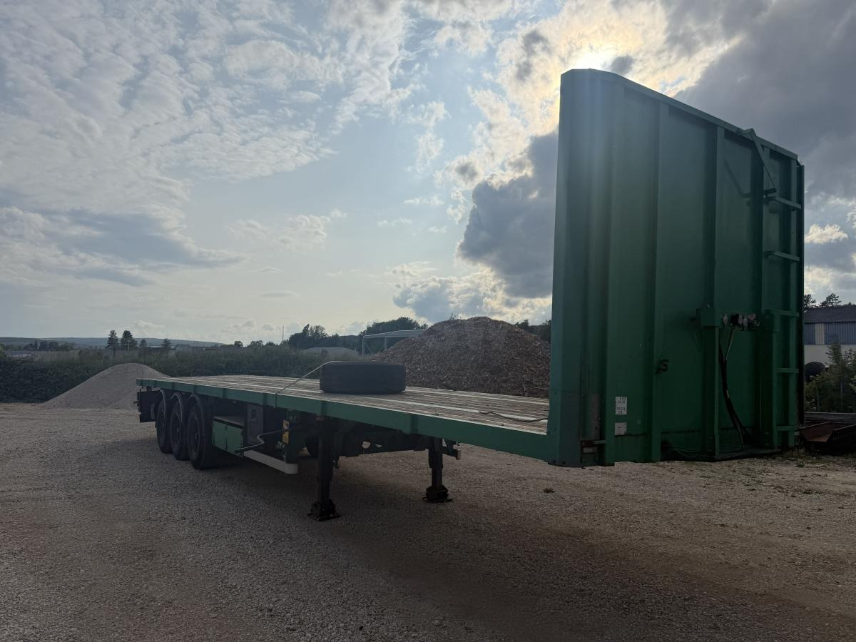 Lecitrailer - סמיטריילר צד נופל/ שטוח: תמונה 2 Lecitrailer - סמיטריילר צד נופל/ שטוח: תמונה 2