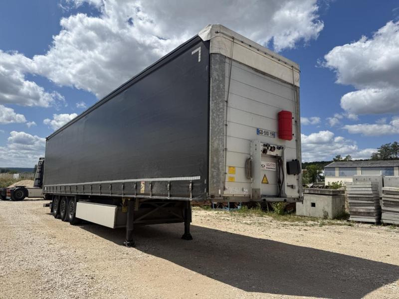 Schmitz Cargobull - סמיטריילר עם וילונות צד: תמונה 4 Schmitz Cargobull - סמיטריילר עם וילונות צד: תמונה 4