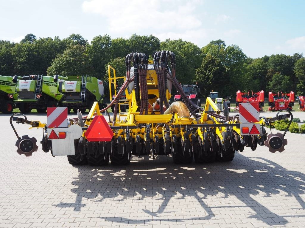 Bednar OMEGA OO 4000L - מקדחת זריעה משולבת: תמונה 3 Bednar OMEGA OO 4000L - מקדחת זריעה משולבת: תמונה 3
