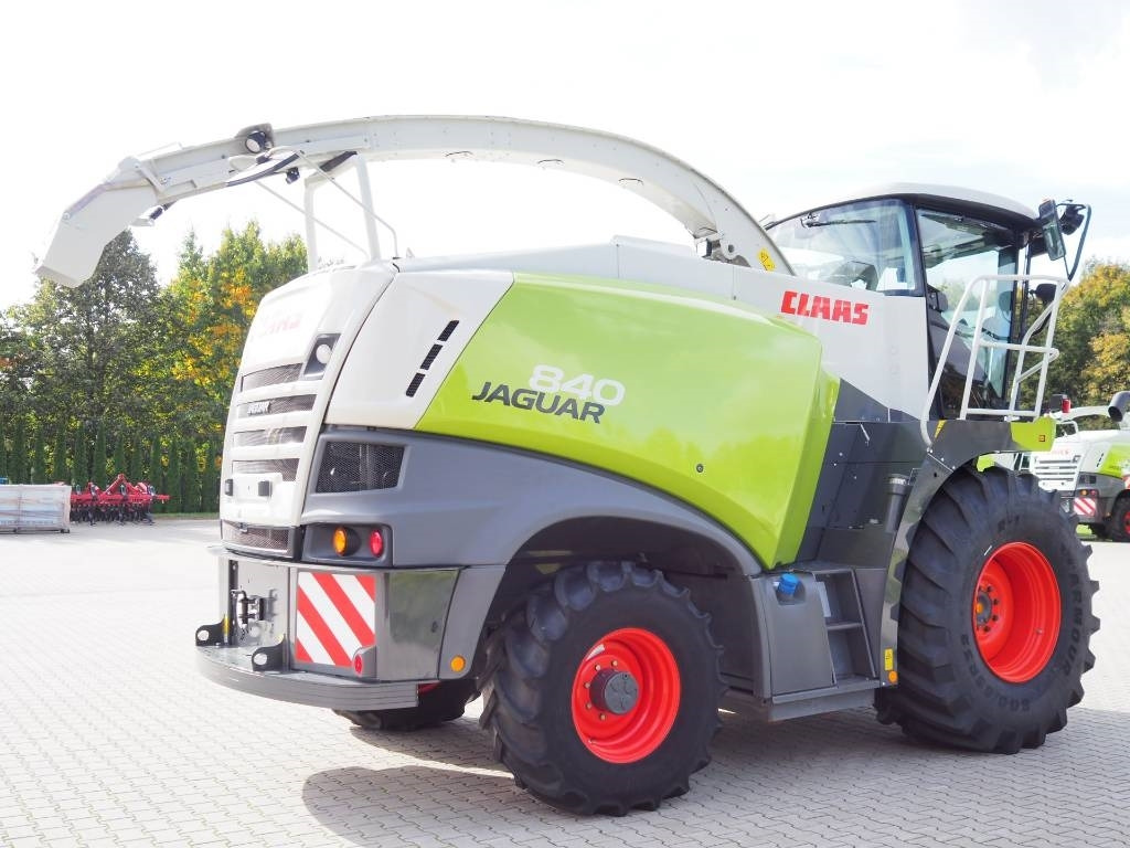 Claas Jaguar 840 4WD - מקצרת מספוא: תמונה 3 Claas Jaguar 840 4WD - מקצרת מספוא: תמונה 3