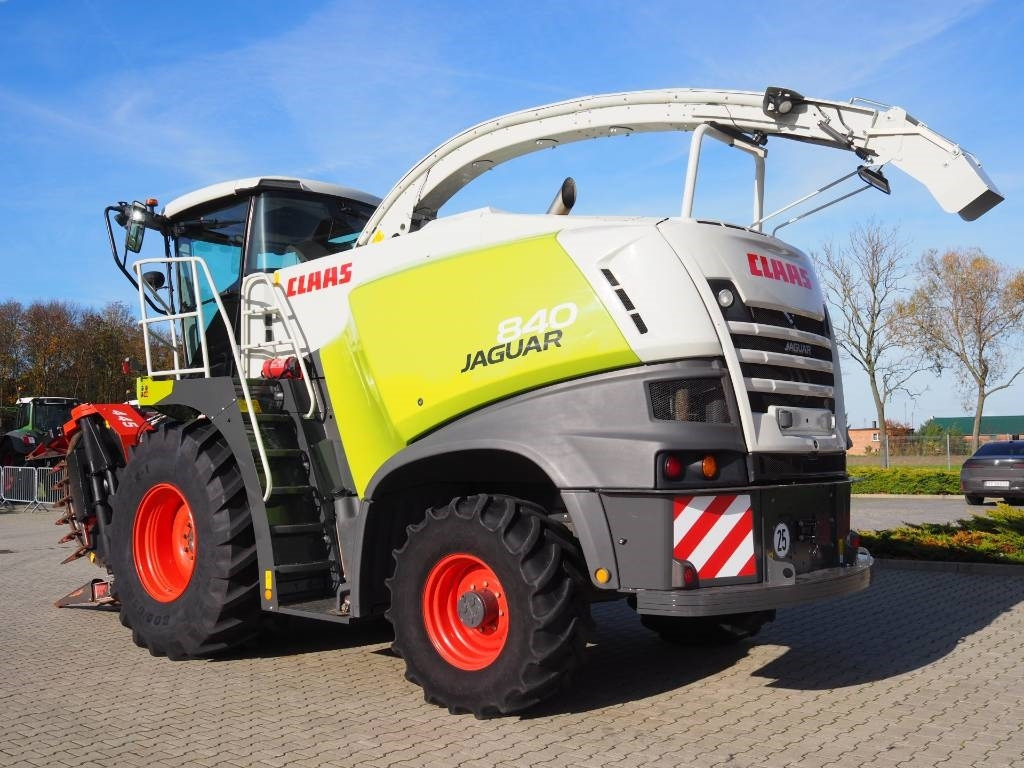 Claas Jaguar 840 4x4 + Kemper 445 - מקצרת מספוא: תמונה 2 Claas Jaguar 840 4x4 + Kemper 445 - מקצרת מספוא: תמונה 2