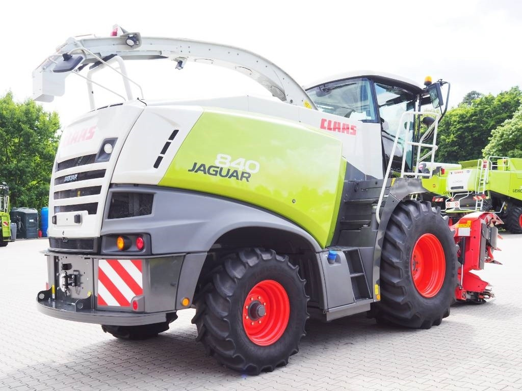 Claas Jaguar 840 + Kemper 345 Plus - מקצרת מספוא: תמונה 3 Claas Jaguar 840 + Kemper 345 Plus - מקצרת מספוא: תמונה 3