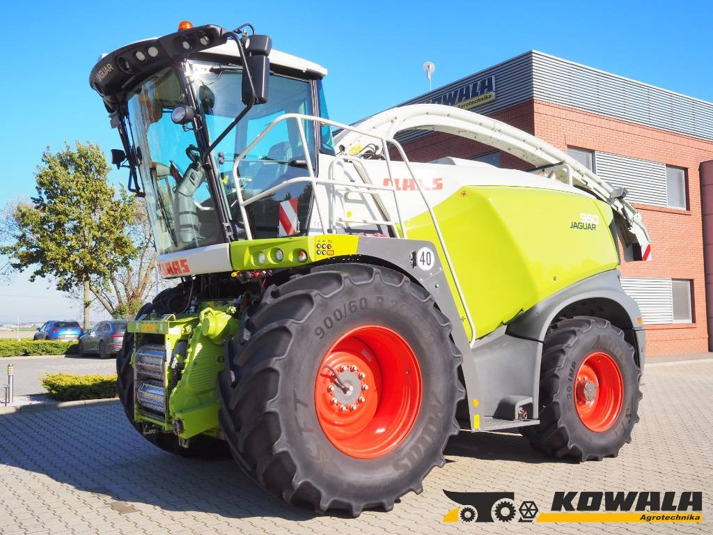 Claas Jaguar 950 4WD  - מקצרת מספוא: תמונה 1 Claas Jaguar 950 4WD  - מקצרת מספוא: תמונה 1