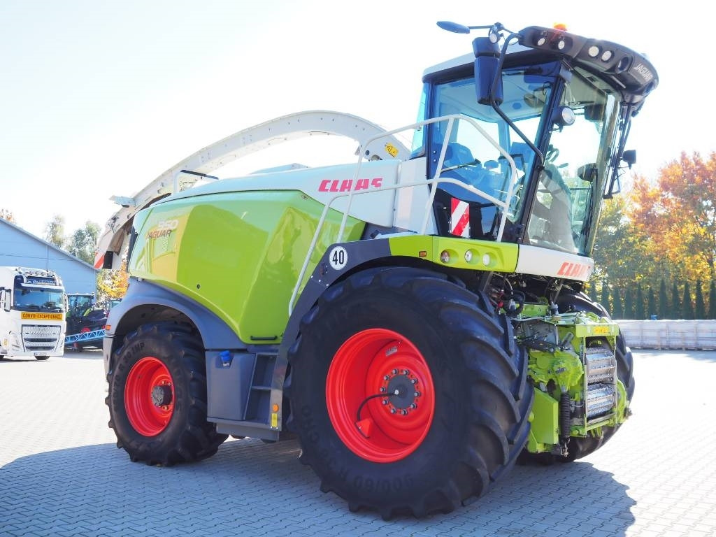 Claas Jaguar 950 4WD  - מקצרת מספוא: תמונה 4 Claas Jaguar 950 4WD  - מקצרת מספוא: תמונה 4