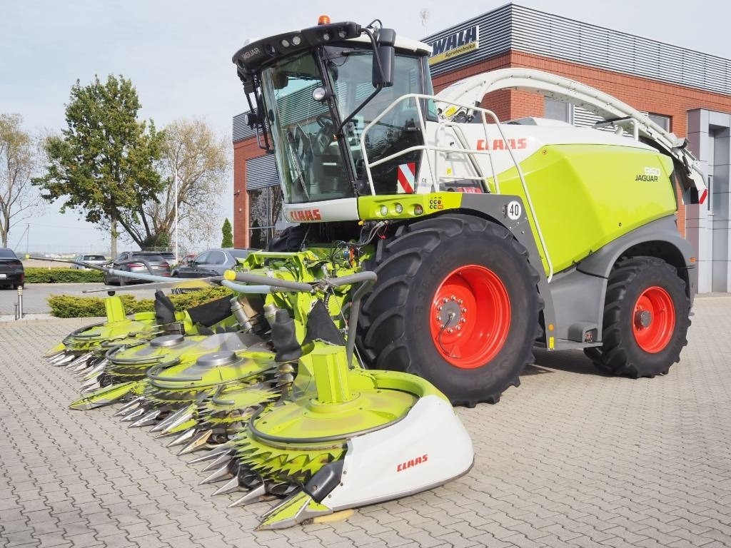 Claas Jaguar 950 4x4 + Orbis 750  - מקצרת מספוא: תמונה 5 Claas Jaguar 950 4x4 + Orbis 750  - מקצרת מספוא: תמונה 5