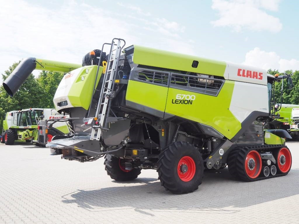 Claas Lexion 6700TT GPS + V770 - מקצרת קומבינה: תמונה 3 Claas Lexion 6700TT GPS + V770 - מקצרת קומבינה: תמונה 3