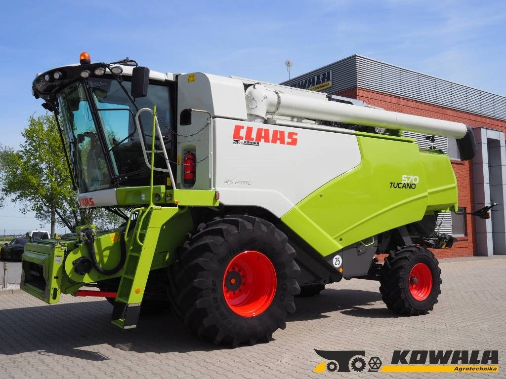Claas Tucano 570 + V770 - מקצרת קומבינה: תמונה 1 Claas Tucano 570 + V770 - מקצרת קומבינה: תמונה 1