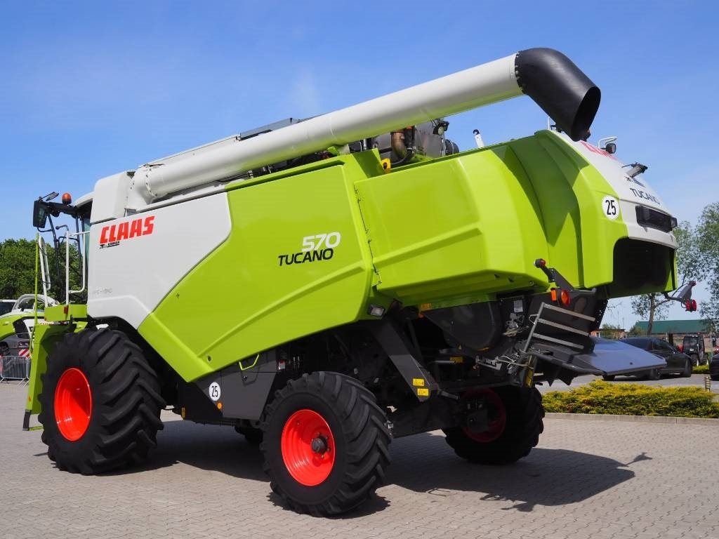 Claas Tucano 570 + V770 - מקצרת קומבינה: תמונה 2 Claas Tucano 570 + V770 - מקצרת קומבינה: תמונה 2