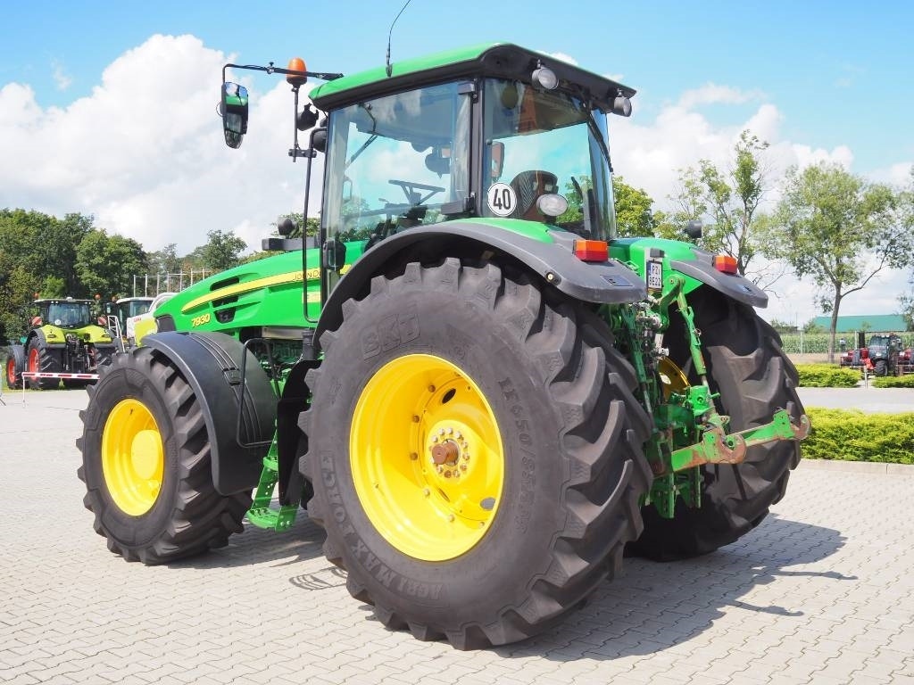John Deere 7930 AutoQuad - טרקטור חקלאי: תמונה 2 John Deere 7930 AutoQuad - טרקטור חקלאי: תמונה 2