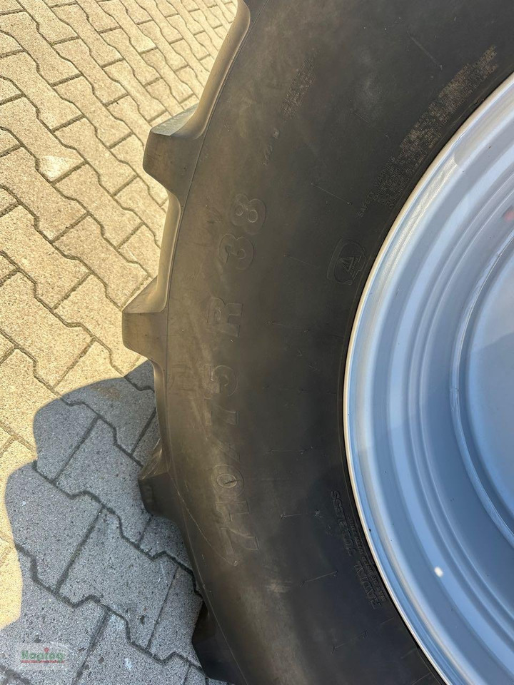 Deutz-Fahr 6215 TTV - טרקטור חקלאי: תמונה 5 Deutz-Fahr 6215 TTV - טרקטור חקלאי: תמונה 5