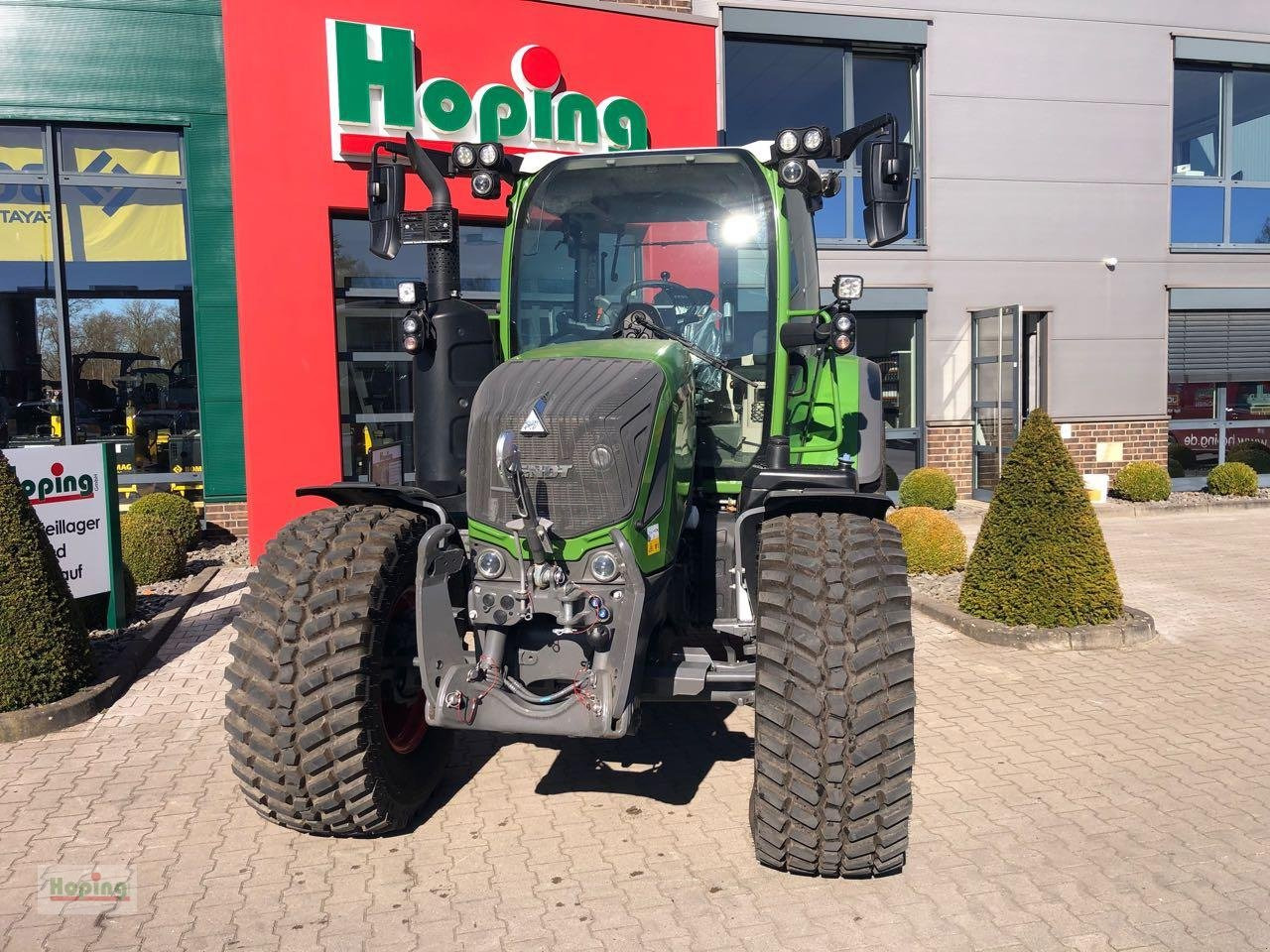 Fendt 312 Vario - טרקטור חקלאי: תמונה 2 Fendt 312 Vario - טרקטור חקלאי: תמונה 2