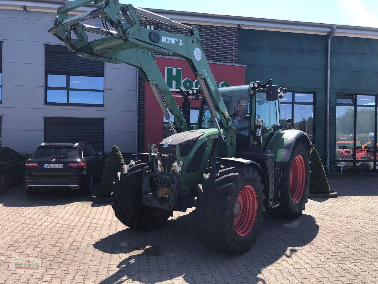 Fendt 714 Vario - טרקטור חקלאי: תמונה 2 Fendt 714 Vario - טרקטור חקלאי: תמונה 2