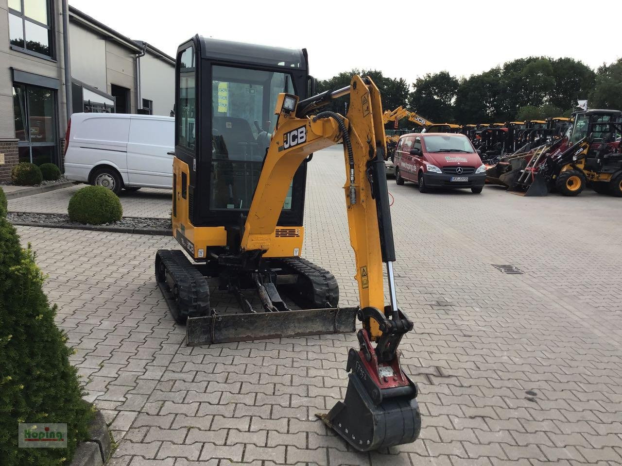 JCB 16C-1 - מיני מחפר: תמונה 3 JCB 16C-1 - מיני מחפר: תמונה 3