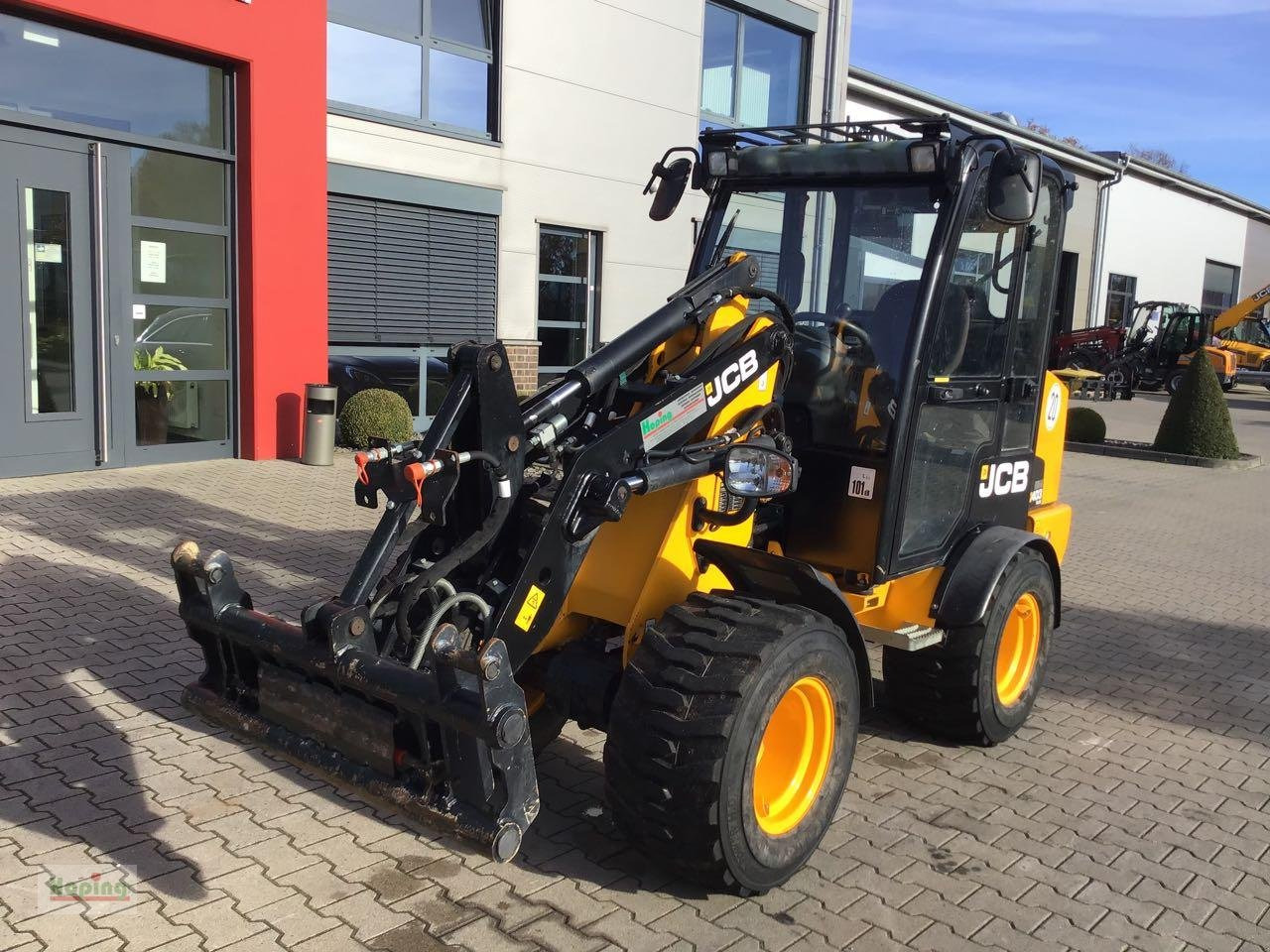 JCB 403 PLUS - מעמיס קומפקטי: תמונה 2 JCB 403 PLUS - מעמיס קומפקטי: תמונה 2