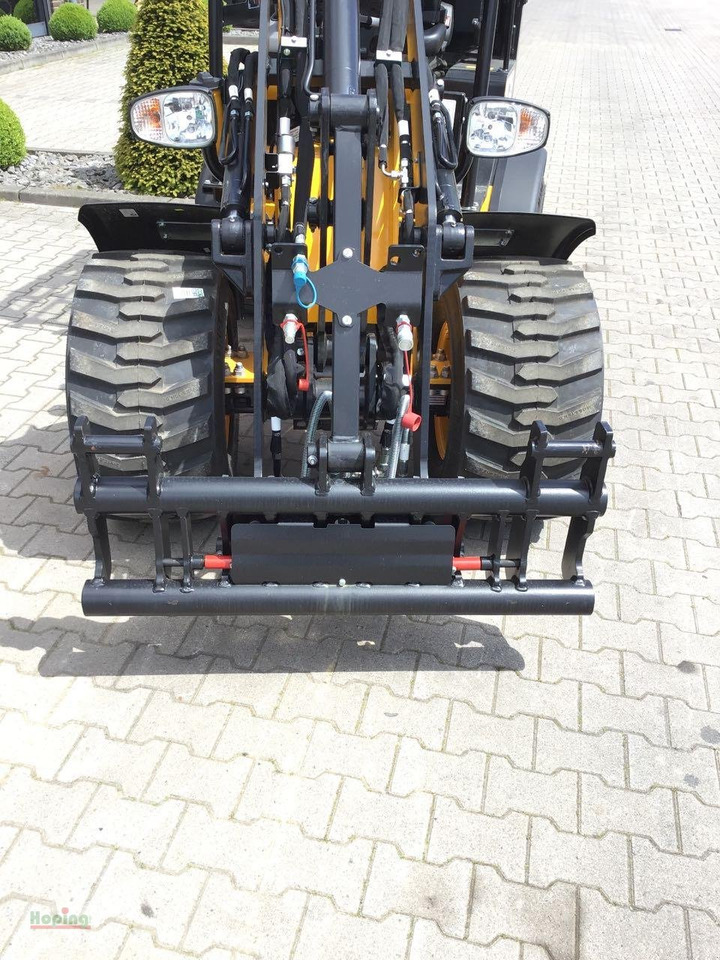 JCB 403 Plus Klappdach - מעמיס קומפקטי: תמונה 4 JCB 403 Plus Klappdach - מעמיס קומפקטי: תמונה 4