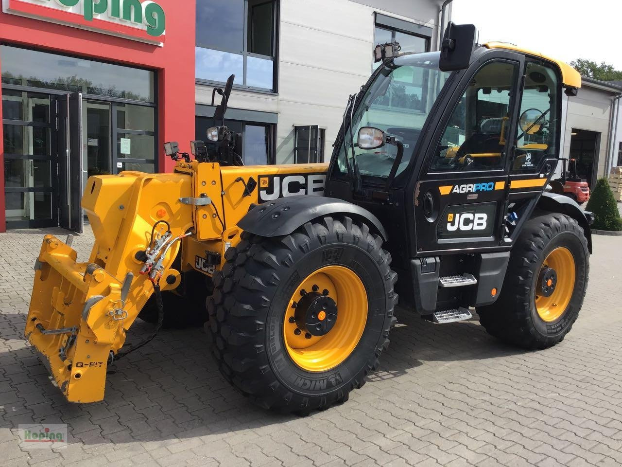 JCB 560-80 Agri Pro - מפעיל טלסקופי: תמונה 2 JCB 560-80 Agri Pro - מפעיל טלסקופי: תמונה 2