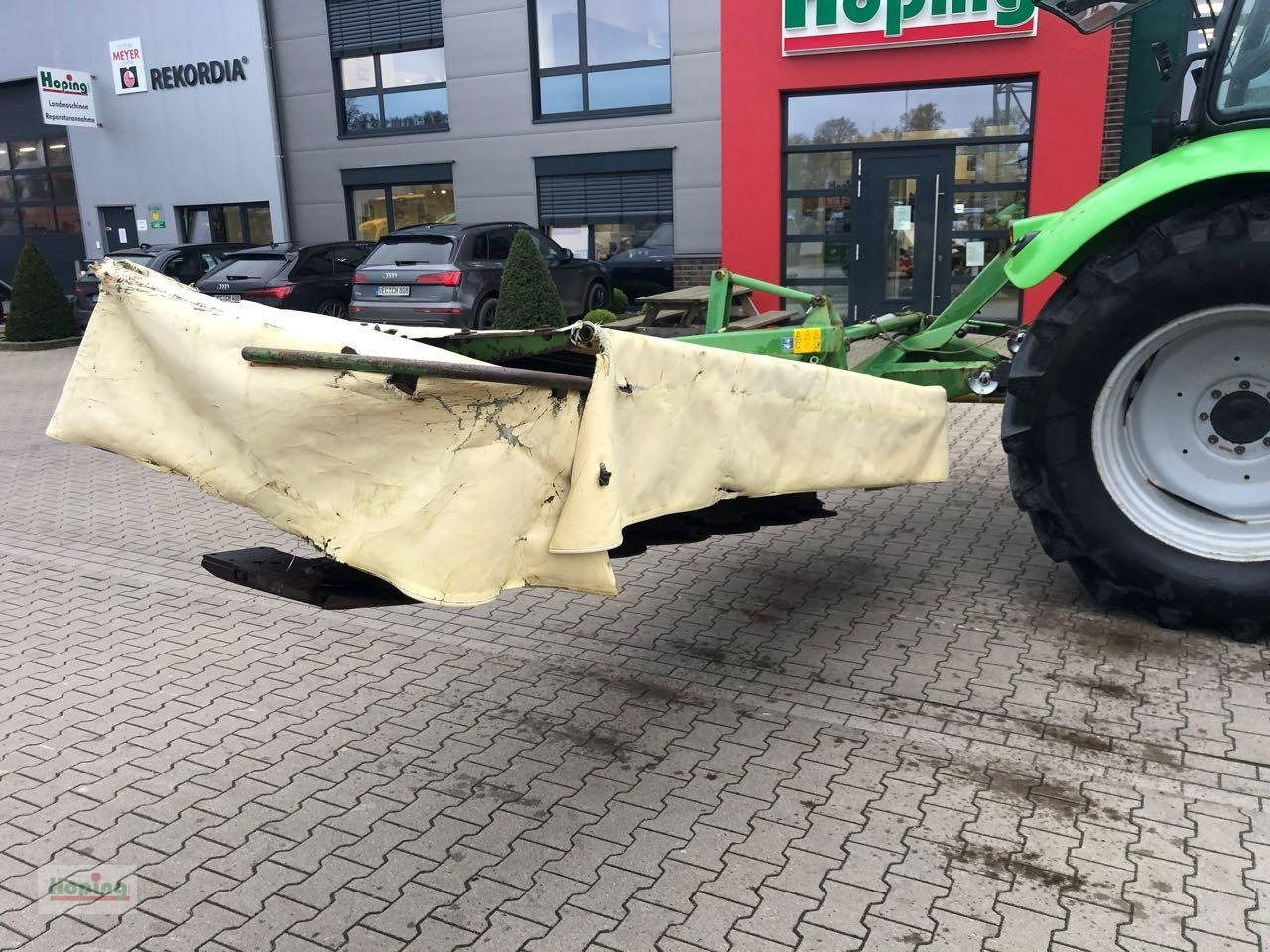 Krone Easy Cut R320 - מכסחה: תמונה 2 Krone Easy Cut R320 - מכסחה: תמונה 2