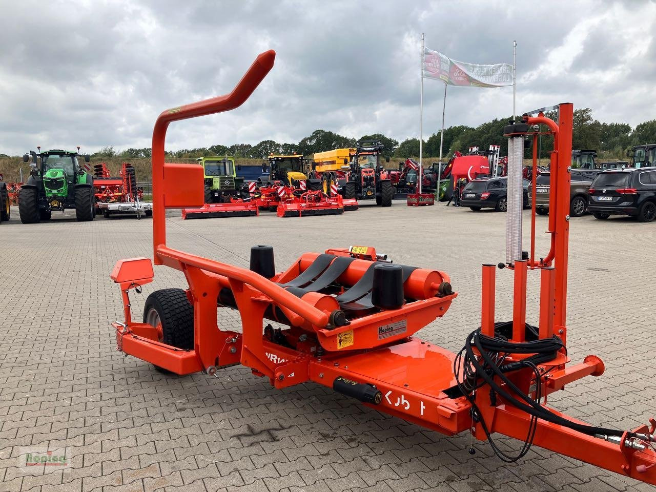 Kubota WR1400 - עוטף צרור: תמונה 5 Kubota WR1400 - עוטף צרור: תמונה 5