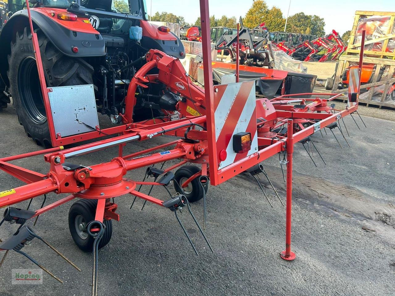 Kuhn GF642 - גורף/ מגרפה: תמונה 2 Kuhn GF642 - גורף/ מגרפה: תמונה 2