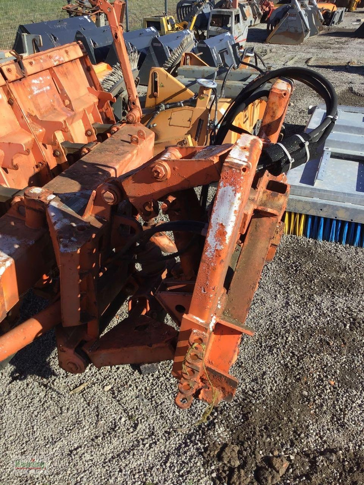 Schmidt 3000mm; Dreieck - מחרשת שלג: תמונה 5 Schmidt 3000mm; Dreieck - מחרשת שלג: תמונה 5