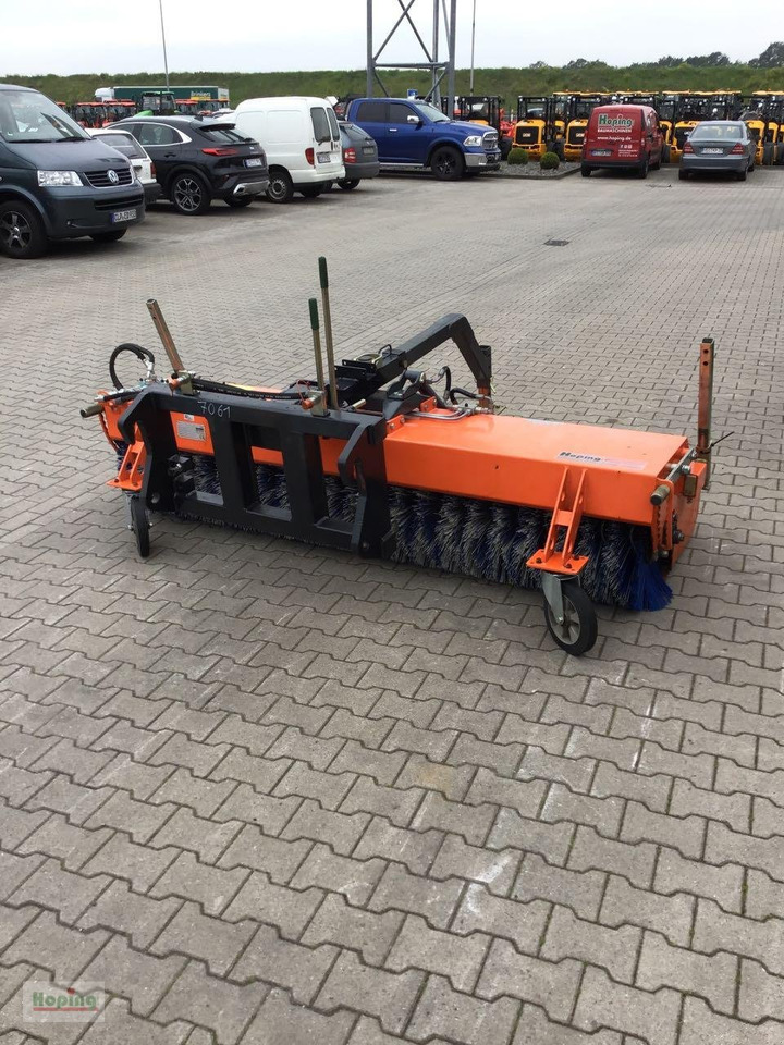 Tuchel Kehrmaschine Plus 59 - מטאטא: תמונה 3 Tuchel Kehrmaschine Plus 59 - מטאטא: תמונה 3