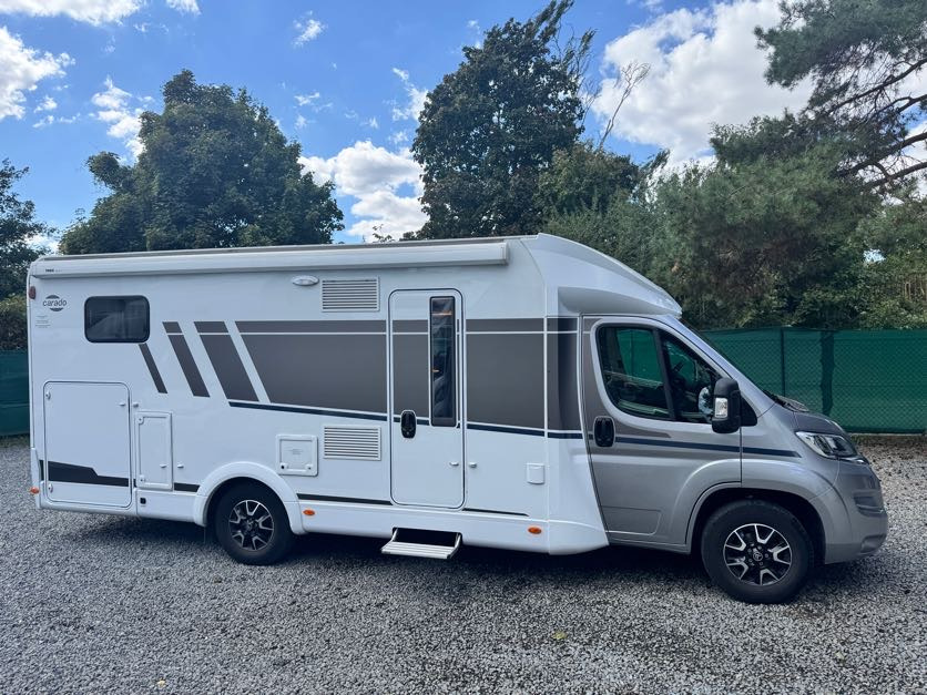 CARADO T447 PRO+ , camera, radio, awning, bike holder, LPG, ALU - רכב ממונע חצי-משולב: תמונה 1 CARADO T447 PRO+ , camera, radio, awning, bike holder, LPG, ALU - רכב ממונע חצי-משולב: תמונה 1