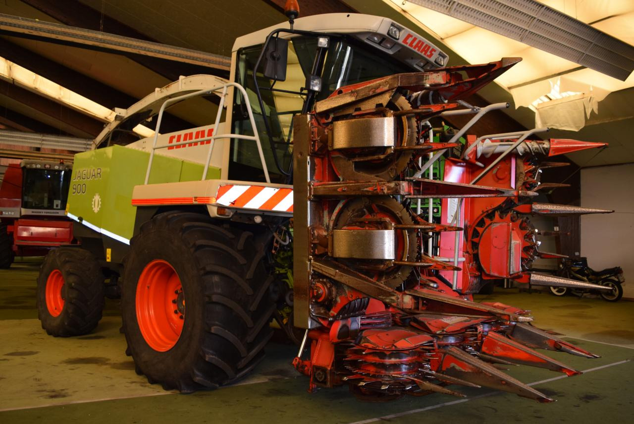 CLAAS Jaguar 900 - מקצרת מספוא: תמונה 1 CLAAS Jaguar 900 - מקצרת מספוא: תמונה 1