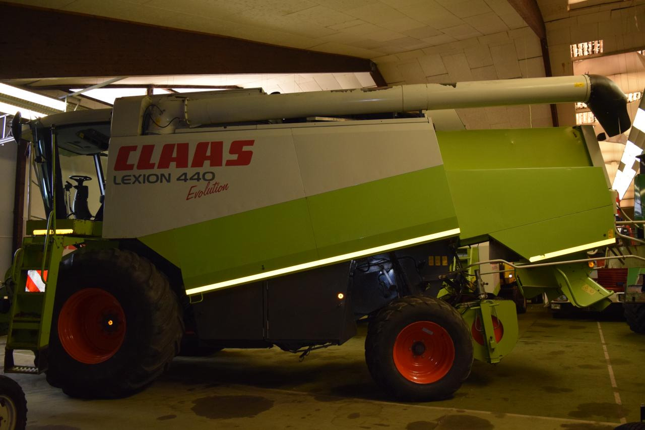 CLAAS Lexion 440 Evolution - מקצרת קומבינה: תמונה 3 CLAAS Lexion 440 Evolution - מקצרת קומבינה: תמונה 3