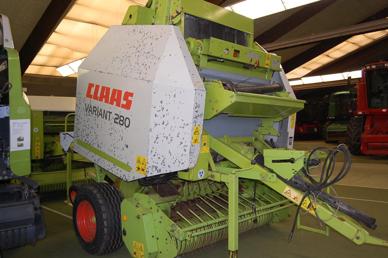 CLAAS Variant 280 - מכונת צרור עגולה: תמונה 2 CLAAS Variant 280 - מכונת צרור עגולה: תמונה 2