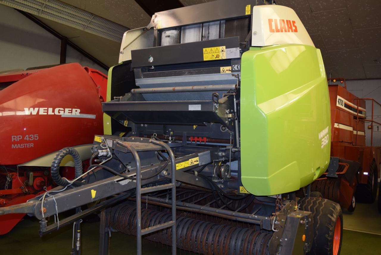 CLAAS Variant 380 RC - מכונת צרור עגולה: תמונה 2 CLAAS Variant 380 RC - מכונת צרור עגולה: תמונה 2