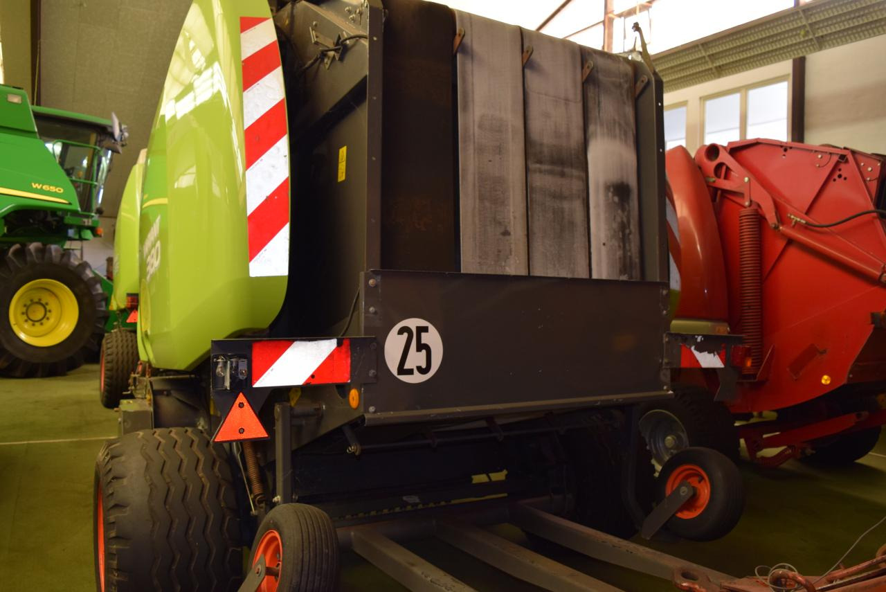 CLAAS Variant 380 RC - מכונת צרור עגולה: תמונה 4 CLAAS Variant 380 RC - מכונת צרור עגולה: תמונה 4