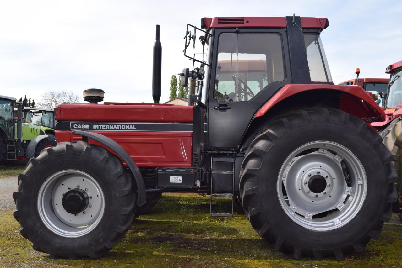 Case-IH 1455 XLA - טרקטור חקלאי: תמונה 1 Case-IH 1455 XLA - טרקטור חקלאי: תמונה 1