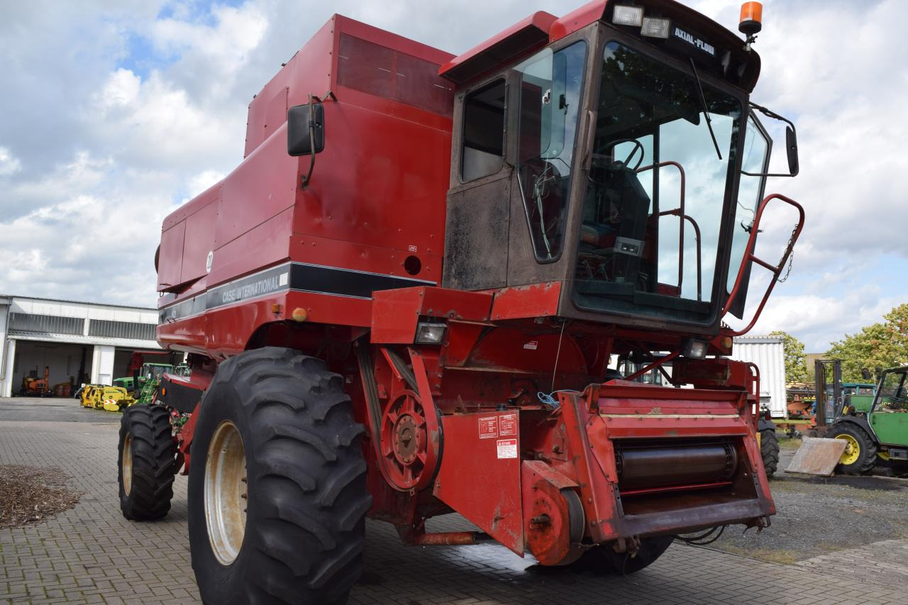 Case-IH 1680 Axial - מקצרת קומבינה: תמונה 2 Case-IH 1680 Axial - מקצרת קומבינה: תמונה 2
