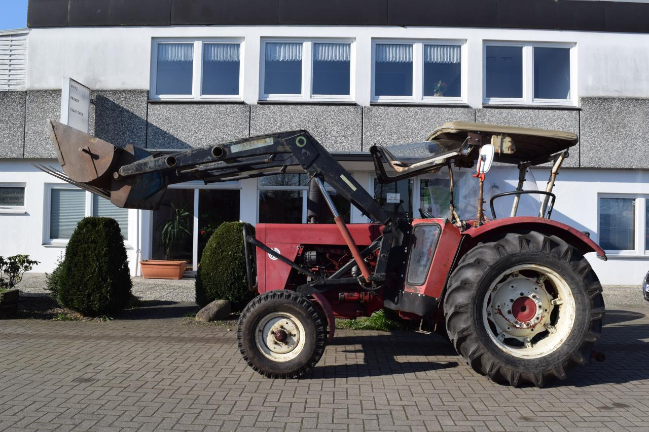 Case-IH 624 - טרקטור חקלאי: תמונה 1 Case-IH 624 - טרקטור חקלאי: תמונה 1