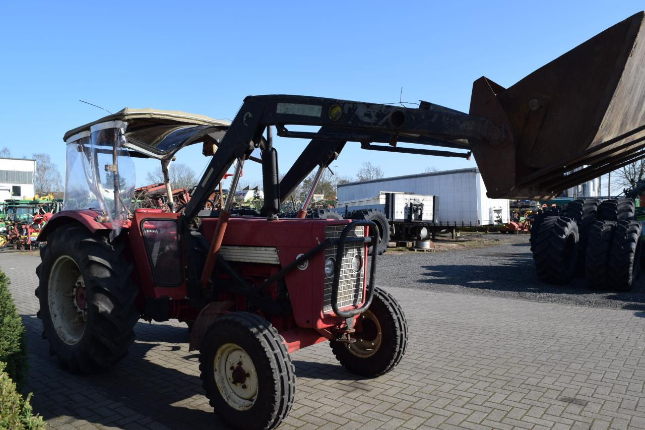Case-IH 624 - טרקטור חקלאי: תמונה 2 Case-IH 624 - טרקטור חקלאי: תמונה 2