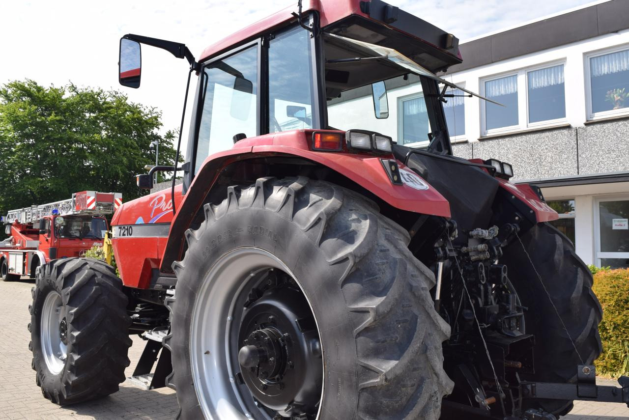 Case-IH 7210 Magnum Pro - טרקטור חקלאי: תמונה 3 Case-IH 7210 Magnum Pro - טרקטור חקלאי: תמונה 3