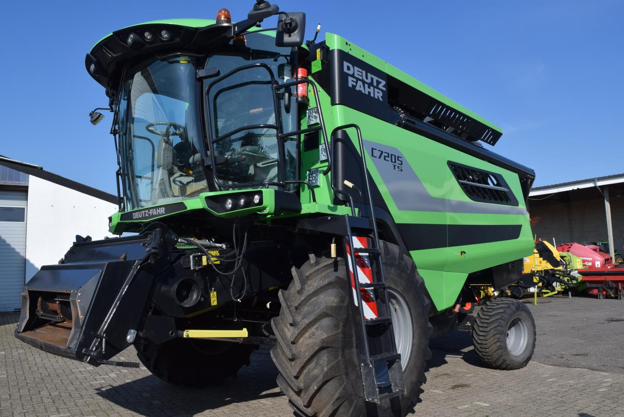 Deutz-Fahr C 7205 TS - מקצרת קומבינה: תמונה 1 Deutz-Fahr C 7205 TS - מקצרת קומבינה: תמונה 1