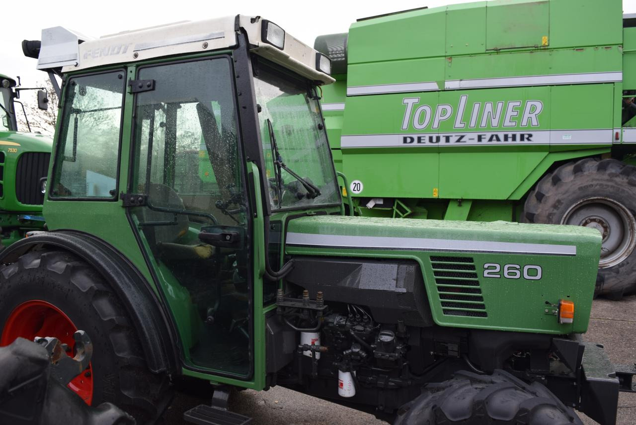 Fendt 260 V - טרקטור ישיבה: תמונה 4 Fendt 260 V - טרקטור ישיבה: תמונה 4