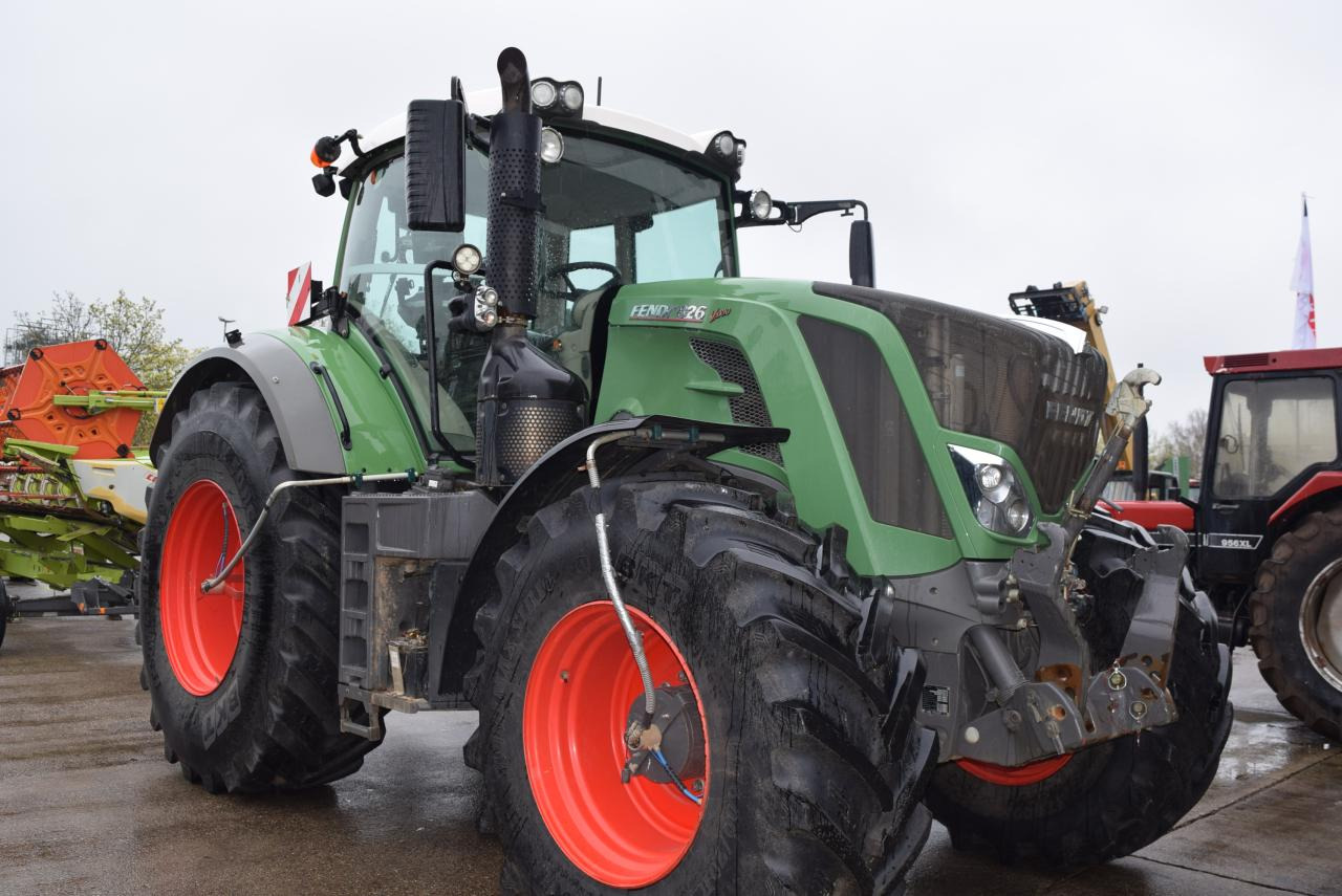 Fendt 826 Vario ProfiPlus - טרקטור חקלאי: תמונה 4 Fendt 826 Vario ProfiPlus - טרקטור חקלאי: תמונה 4