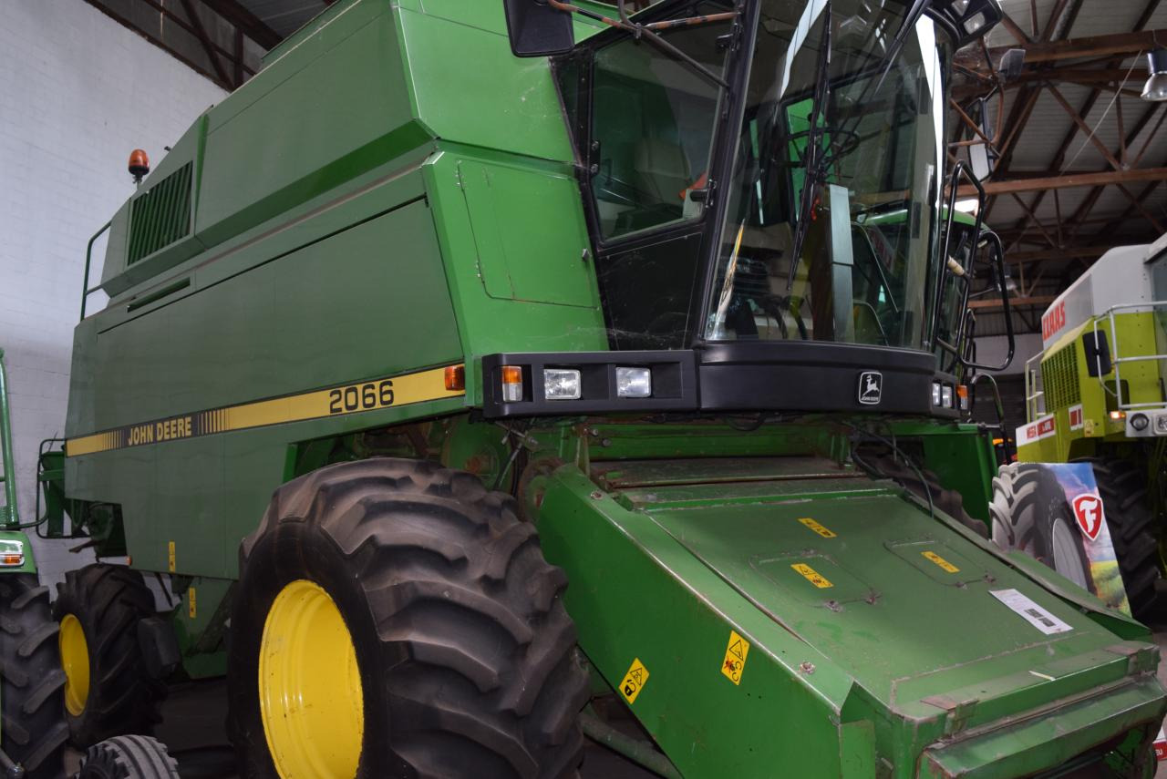 John Deere 2066 - מקצרת קומבינה: תמונה 2 John Deere 2066 - מקצרת קומבינה: תמונה 2