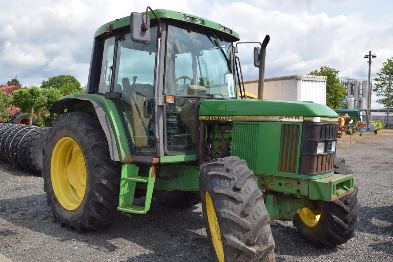 John Deere 6100 - טרקטור חקלאי: תמונה 2 John Deere 6100 - טרקטור חקלאי: תמונה 2