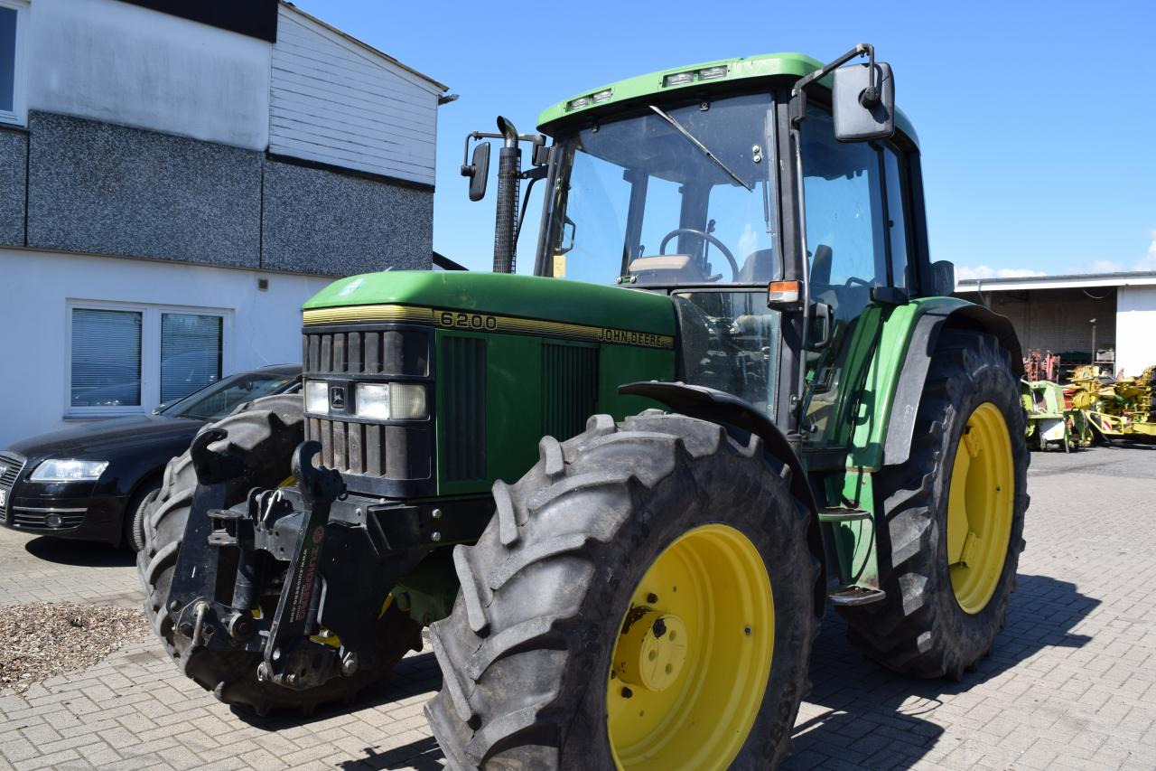John Deere 6200 - טרקטור חקלאי: תמונה 2 John Deere 6200 - טרקטור חקלאי: תמונה 2