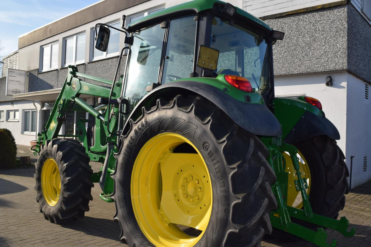 John Deere 6220 - טרקטור חקלאי: תמונה 5 John Deere 6220 - טרקטור חקלאי: תמונה 5