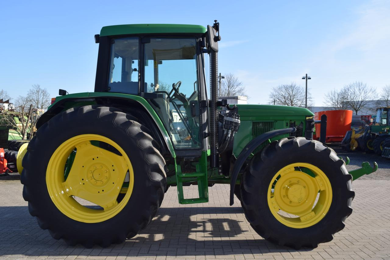 John Deere 6410 - טרקטור חקלאי: תמונה 2 John Deere 6410 - טרקטור חקלאי: תמונה 2